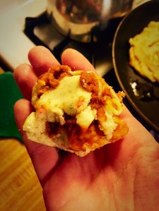 Zestuous's method took more practice/skill than I could handle. I ended up with a smashed ball of ingredients and masa. 